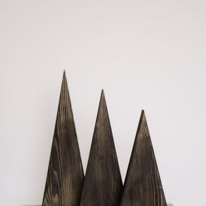 Decoratiune brad din lemn, set 3 braduti negri