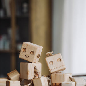 Jucarie Robot din Lemn